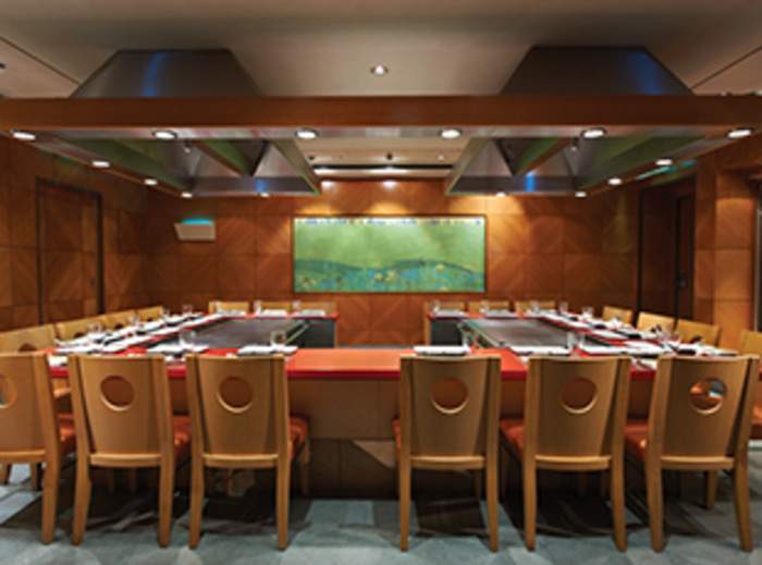 Norwegian Cruise Line Norwegian Dawn Interior Teppanyaki.jpg